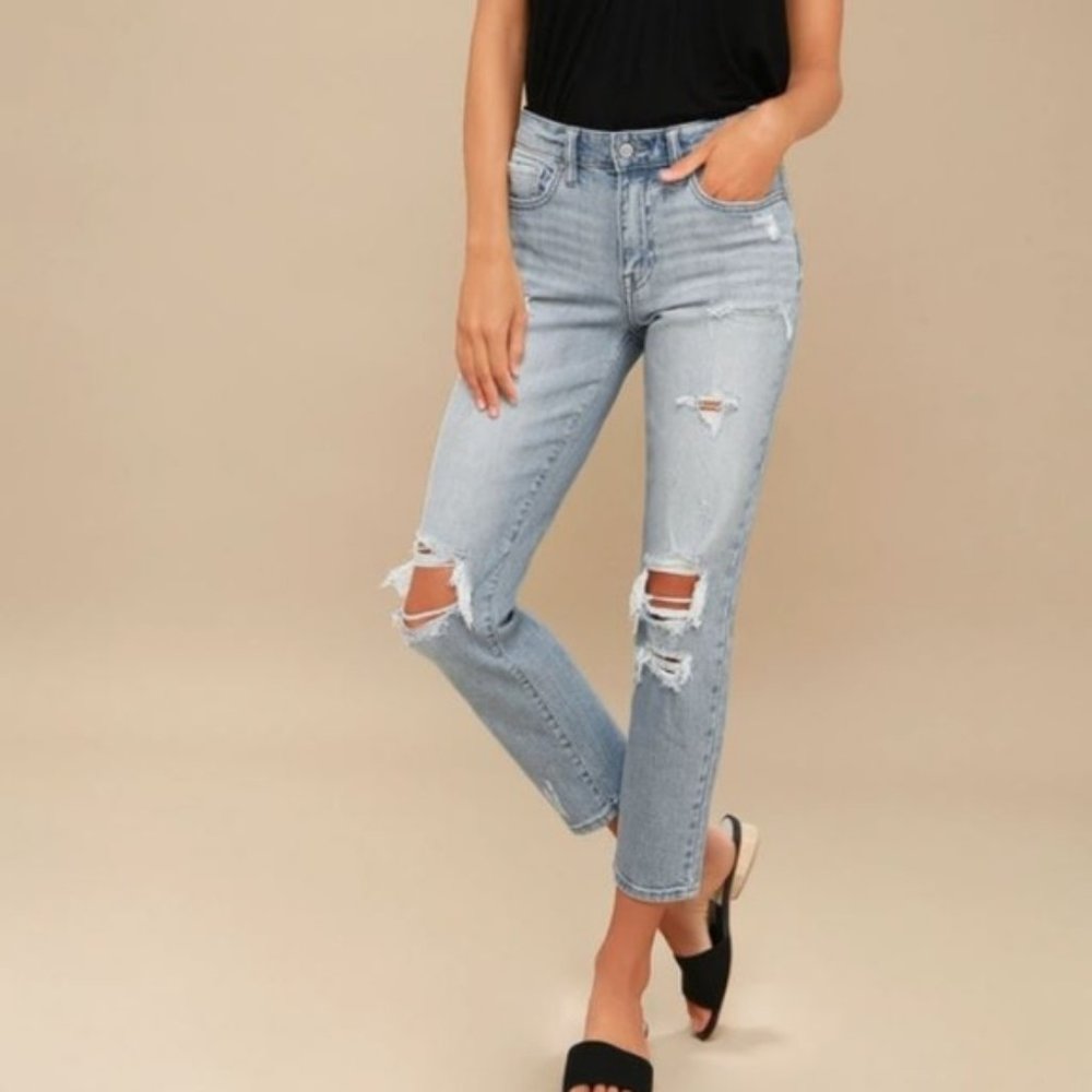 Lulu's Distressed Mom Jean